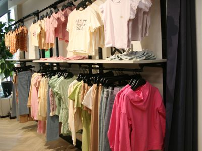 Shop & Beleef Hoeksche Waard | Zuid-Beijerland gallery "Hebbes Kinderkleding"