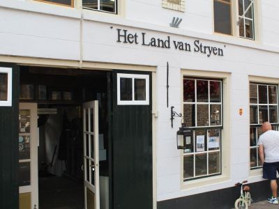 Shop & Beleef Hoeksche Waard | Strijen Land van Strijen Museum