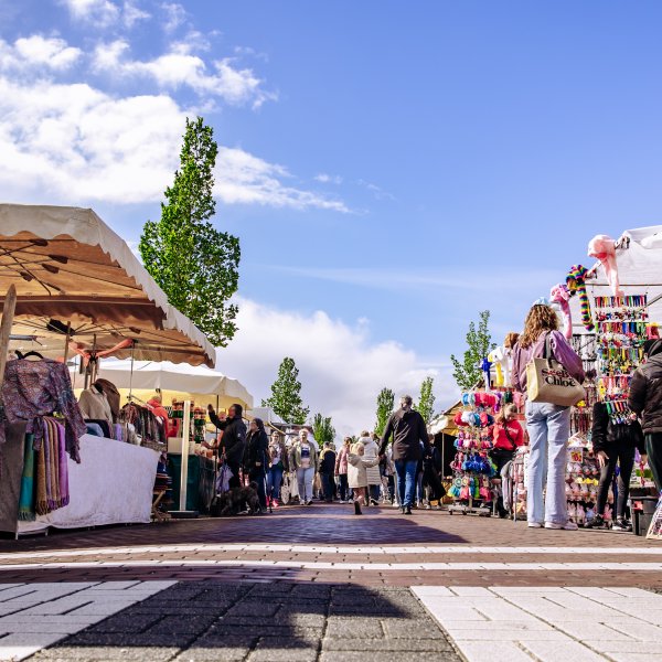 Shop & Beleef Hoeksche Waard | Weekmarkten